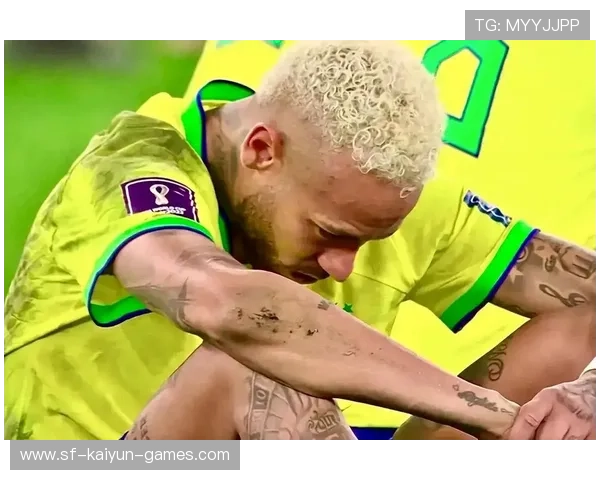 内马尔左路突破制造点球,巴西再占有利局面 内马尔左路突破制造点球,巴西再占有利局面